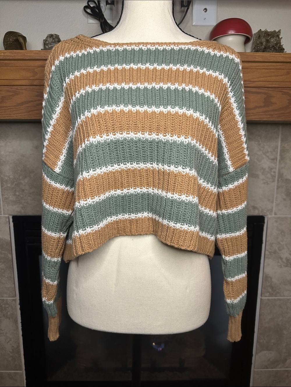 American Eagle Striped Crewneck Sweater in Green & Brown Women’s Size S